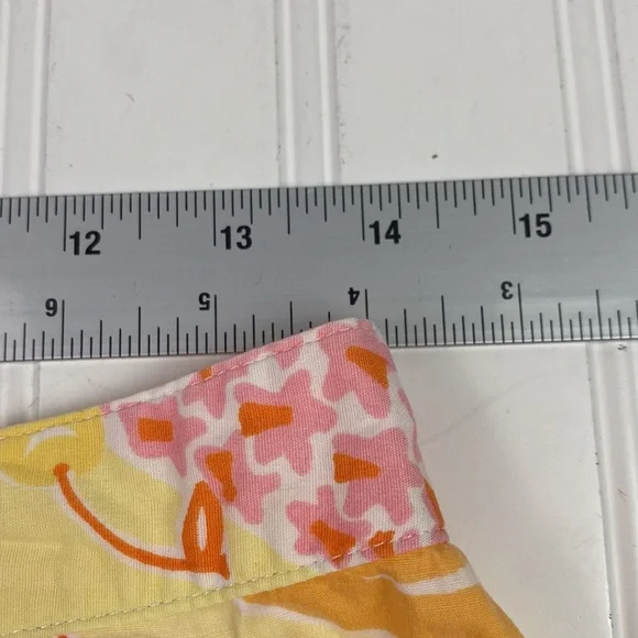 Lilly Pulitzer pineapple print cotton cropped pants yellow & pink 6 - Picture 6 of 11